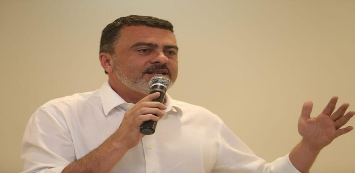 Vitor Júnior vai focar geração de empregos e educação em tempo integral