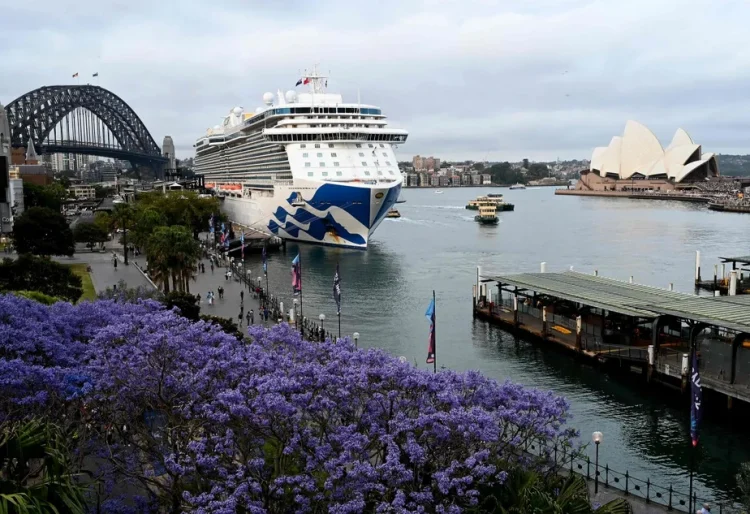 SURTO DE COVID EM CRUZEIRO NA AUSTRALIA