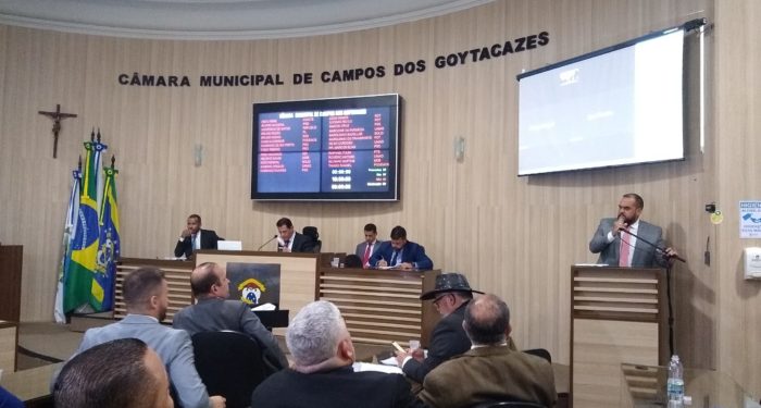 Câmara de Campos: oposição ganha eleição para a mesa diretora