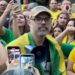 FORAGIDO ALLAN DOS SANTOS APARECE EM ATO NOS EUA