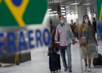 volta do uso de máscaras