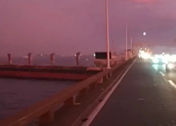 navio bate na ponte rio niteroi