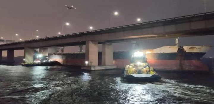 navio colide na ponte rio niteroi