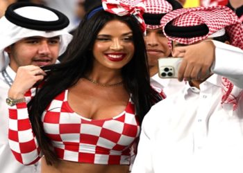 Ivana Knoll modelo do Qatar banida da Copa