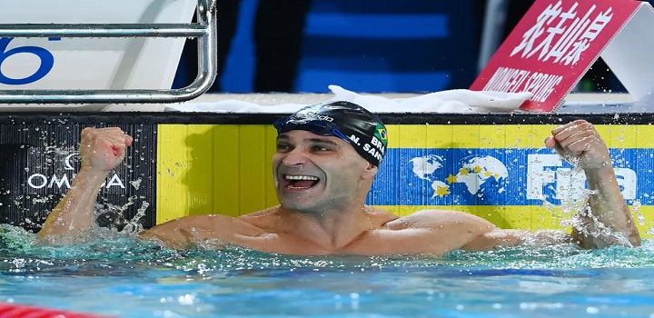 Nicholas Santos tetracampeao mundial de nado borboleta