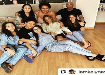 familia de pele no hospital
