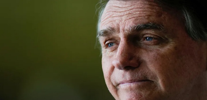 Silêncio de Bolsonaro