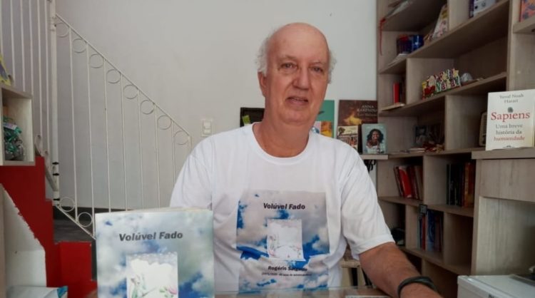 Poesia de Rogério Salgado: análise de João Vicente Alvarenga