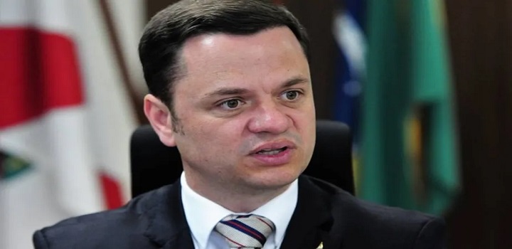 Moraes determina prisão de ex-ministro da justiça de bolsonaro