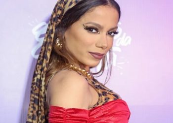 Anitta revela diagnóstico de esclerose múltipla