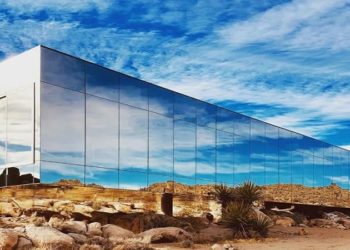 casa no deserto a venda por R$ 92 MILHÕES