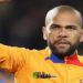 Daniel Alves diz que fez sexo com mulher