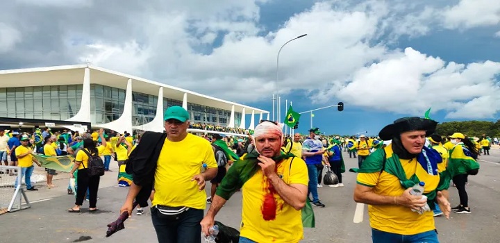 ataques ao congresso em Brasilia