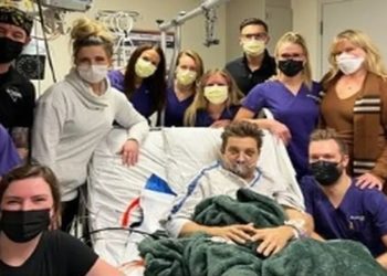 Jeremy Renner no hospital