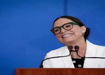 rEGINA DUARTE E PRISÃO DE BOLSONARISTAS