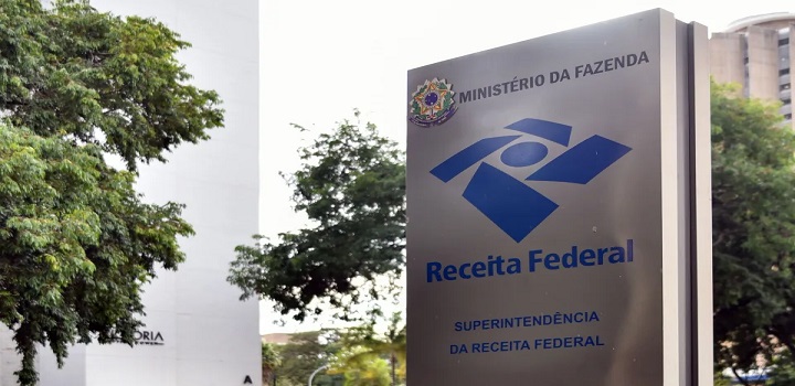 Receita Federal lança plataforma 150 vezes maior que o PIX para viabilizar o IVA da reforma tributária, reduzir sonegação e facilitar o cálculo de tributos.