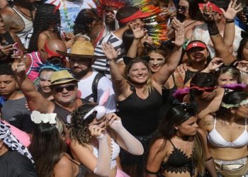 bloco cordão do bola preta