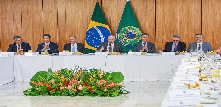 Lula e atos andidemocraticos