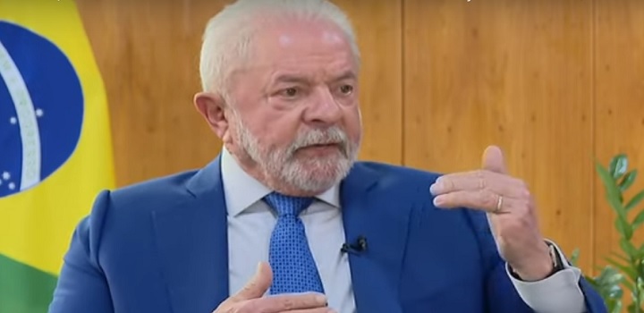 o presidente Luiz Inácio Lula da Silva (PT) confirmou que irá reajustar o salário mínimo dos atuais R$ 1.302 para R$ 1.320