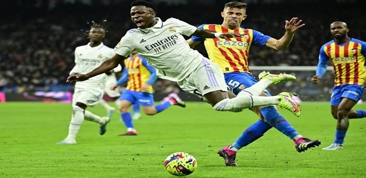 gabriel paulista e vinicius jr