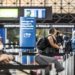 uso de máscaras em aeroportos