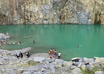 aguas contaminadas em juazeiro, buraco azul