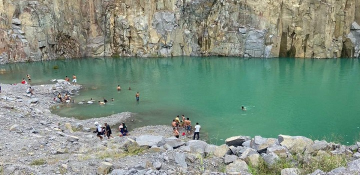 aguas contaminadas em juazeiro, buraco azul