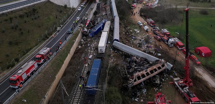 colisao de trens na grécia