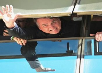 volta de bolsonaro ao brasil