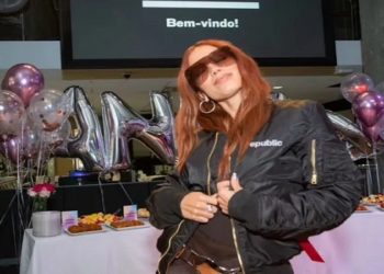 nova gravadora de anitta