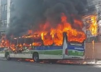 onibus incendiado no rj