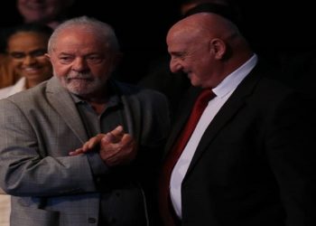 lula demite gonçalves dias