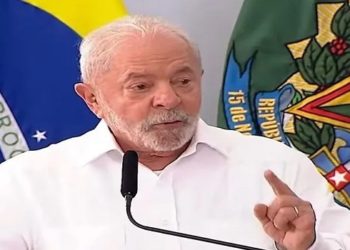 Lula diz que político é honesto
