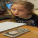 estudante mariana bueno publica artigo cientifico