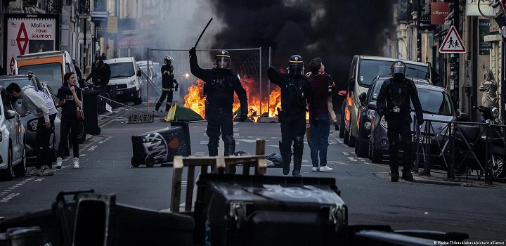 feridos em protestos na frança