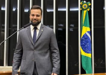 Caio Vianna: o primeiro dia como deputado e os ofícios enviados à Campos-RJ