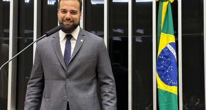 Caio Vianna: o primeiro dia como deputado e os ofícios enviados à Campos-RJ