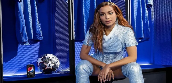 show de anitta na final da liga dos campeões