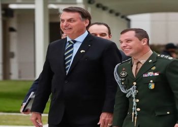 Bolsonaro defende Mauro Cid