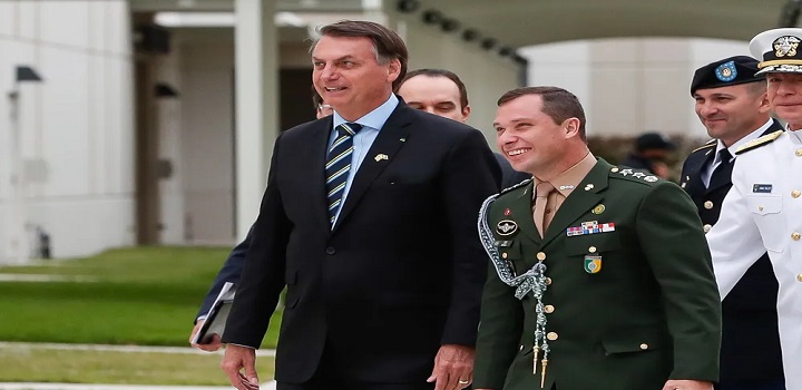 Bolsonaro defende Mauro Cid