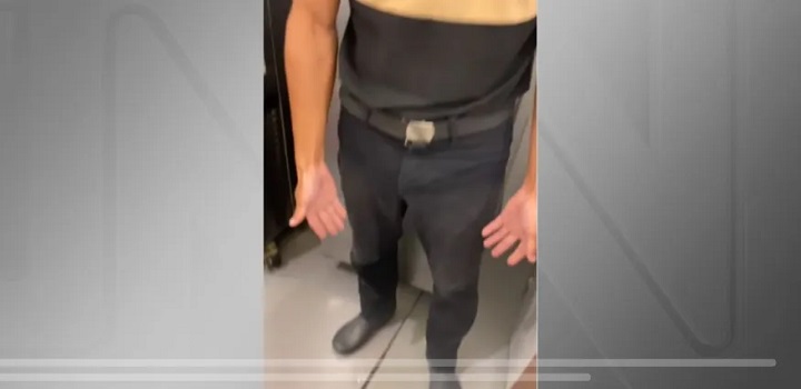 Funcionário do Burger King diz ter urinado nas calças por não poder deixar quiosque para ir ao banheiro