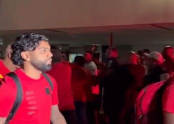 protesto da torcida do flamengo