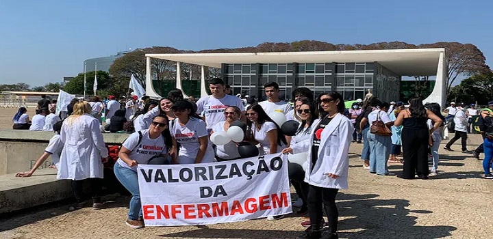 piso da enfermagem no brasil