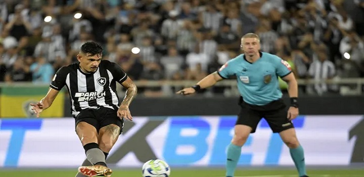 botafogo líder após vencer corinthians