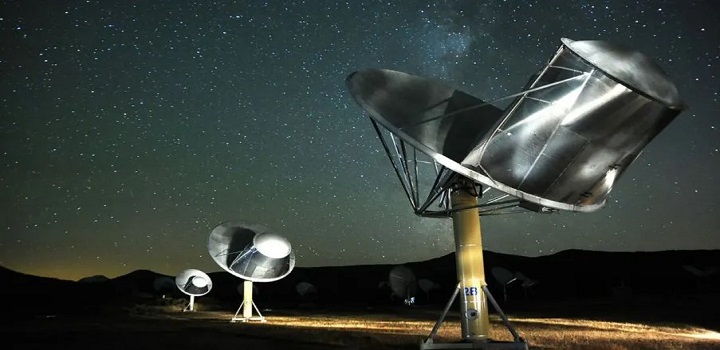 Espaçonave envia mensagem à Terra em teste preparatório para possível contato extraterrestre