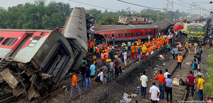 acidente de trem na india