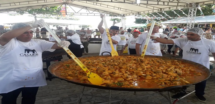 maior moqueca do mundo em conceição da barra