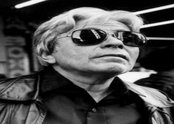 Pioneiro do sensacionalismo na TV, ‘O homem do sapato branco’ ganha biografia