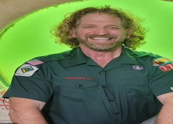Cientista que está há quase 100 dias no fundo do mar diz que rejuvenesceu uma década; veja fotos
