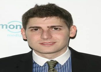eduardo saverin mais rico do brasil
